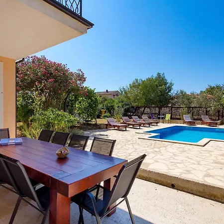 Tatil Evi Pinna