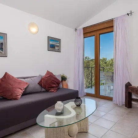 Holiday home Pinna *