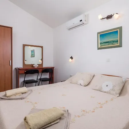 Pinna Holiday home