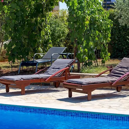 Holiday home Pinna *